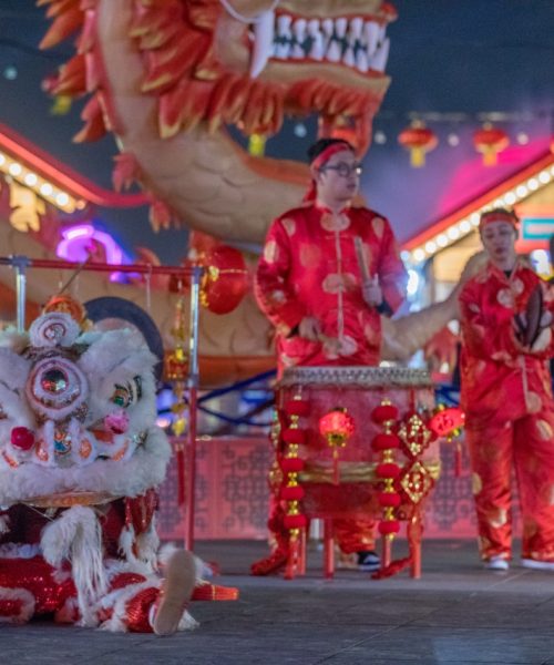 The Vibrant World of Chinese Entertainment